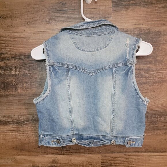 Wallflower Denim Vest M Floral Embroidered Ripped Medium Light Wash Fray Detail - Picture 2 of 8